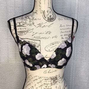 NEW Vince Camuto Bra